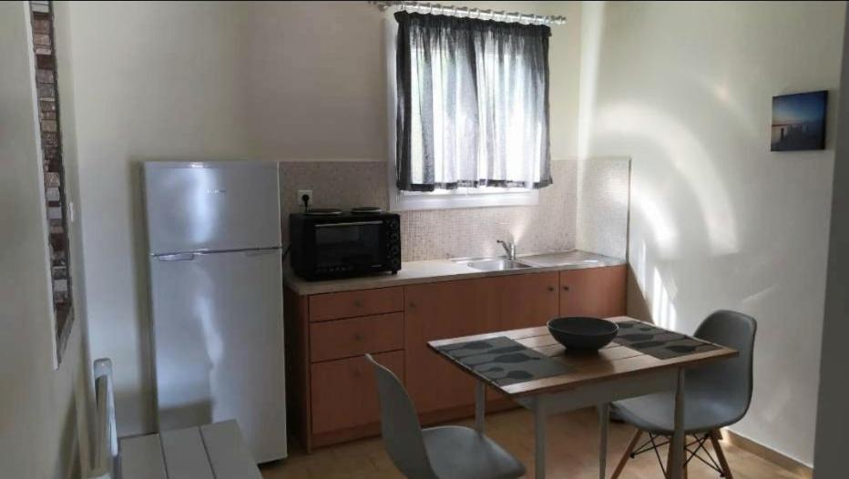 Apartamento Meltemi Posidhonía Exterior foto